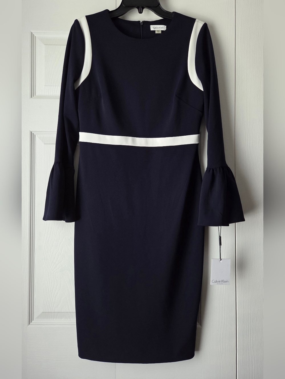 NWT Calvin Klein Navy Dress with White Trim and Bell Sleeves Size 8 - Picture 2 of 14
